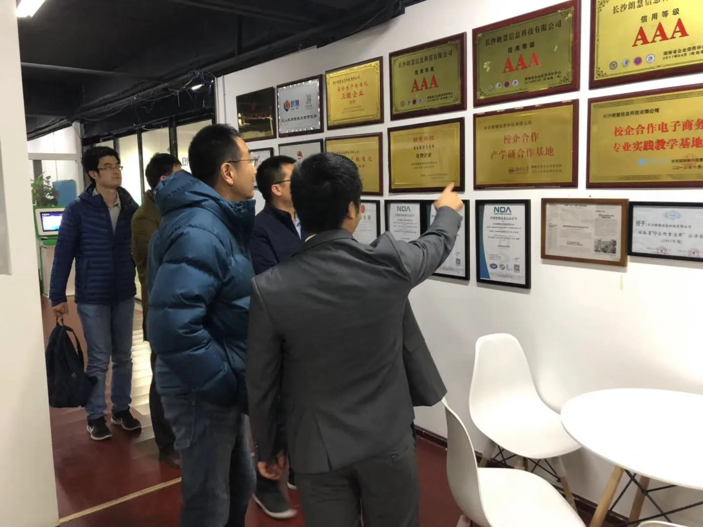 图片2.webp 图片2.webp